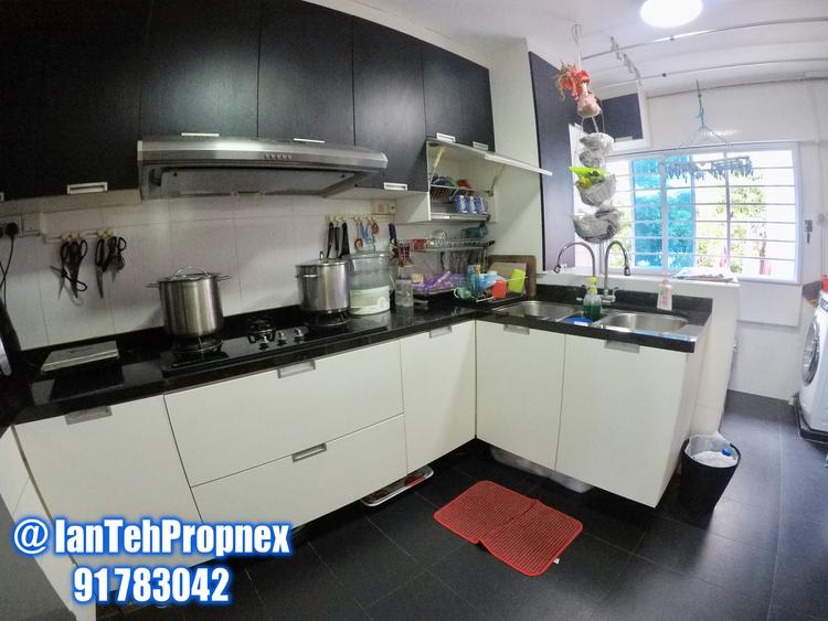 Blk 120 Bukit Batok Central (Bukit Batok), HDB Executive #155944902